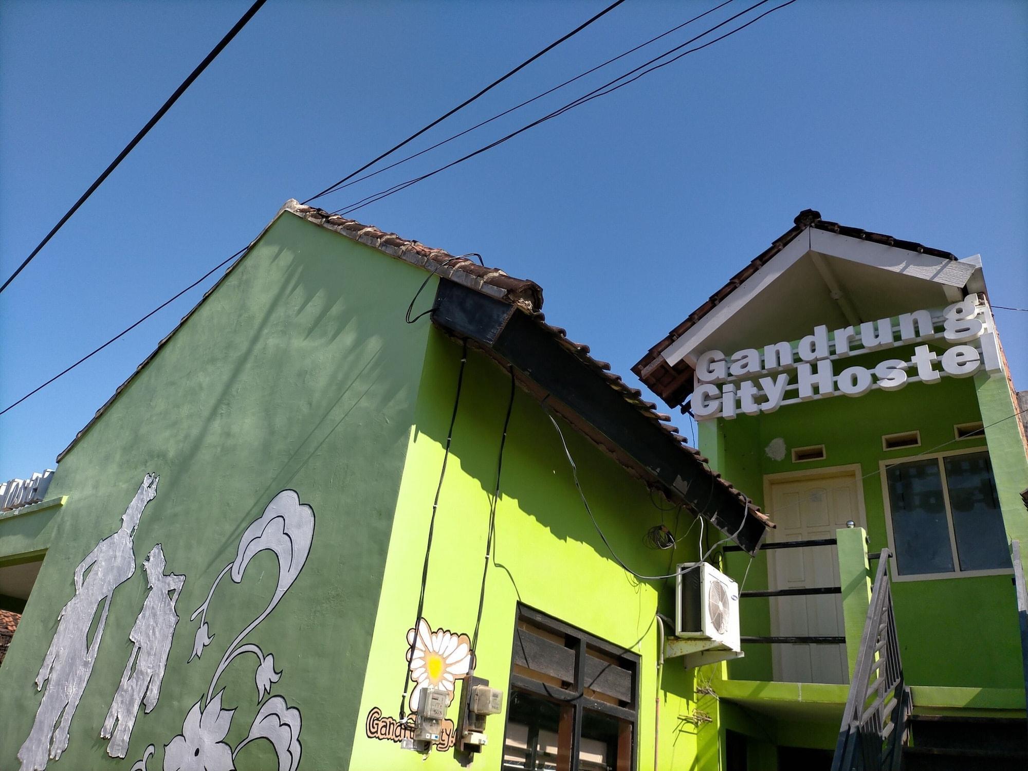Gandrung City Hostel Баньюванги Экстерьер фото