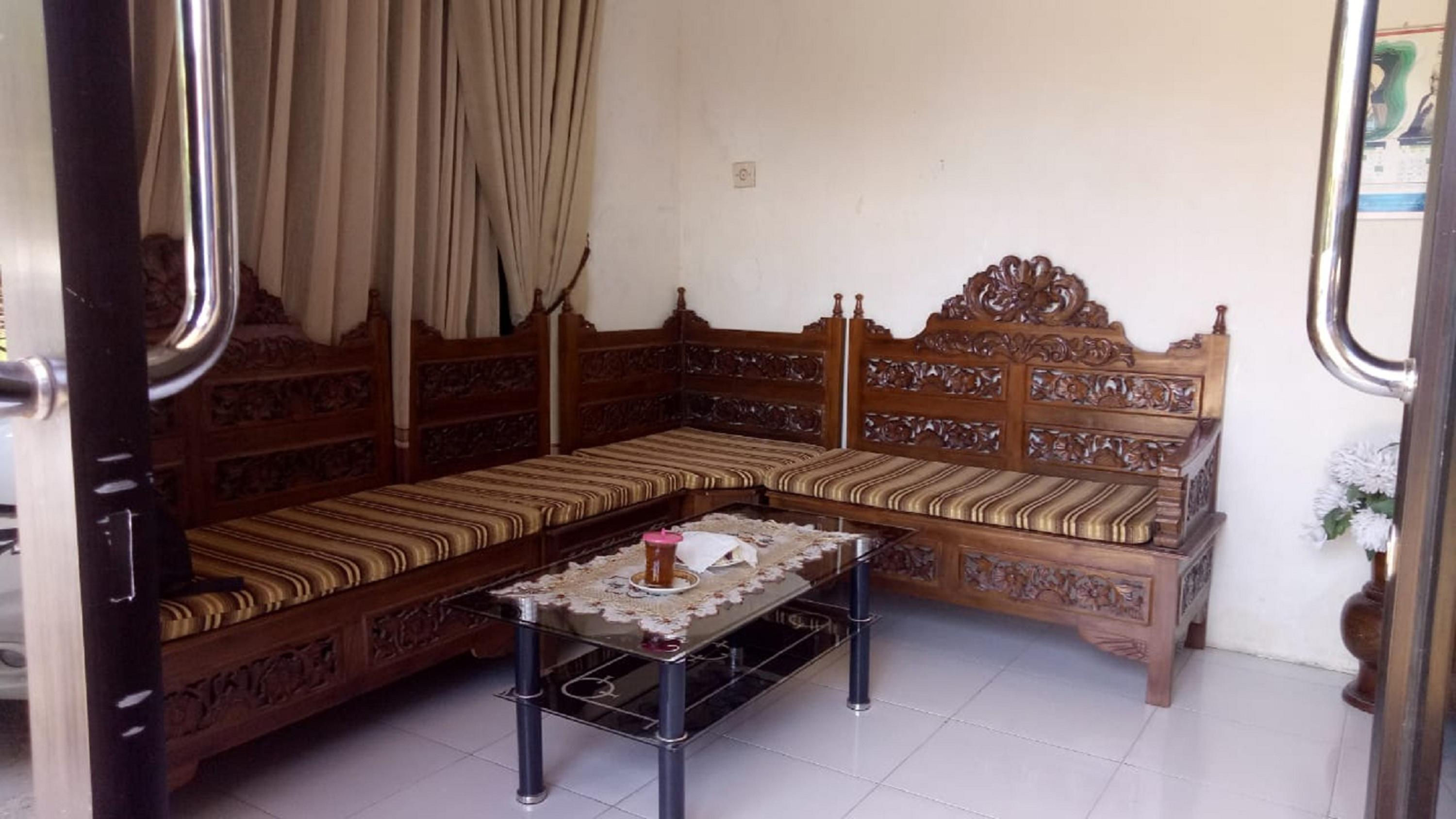 Gandrung City Hostel Баньюванги Экстерьер фото